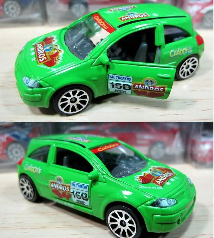 Модель автомобиля из сплава 1:64 высокая имитация гоночного RENAULT van литой металл