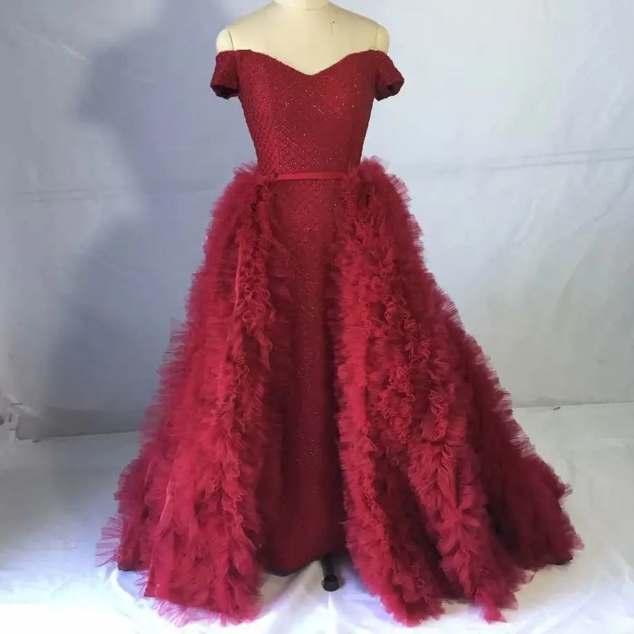 Вырез лодочкой с коротким рукавом длиной до пола шлейфом блестящие кружева