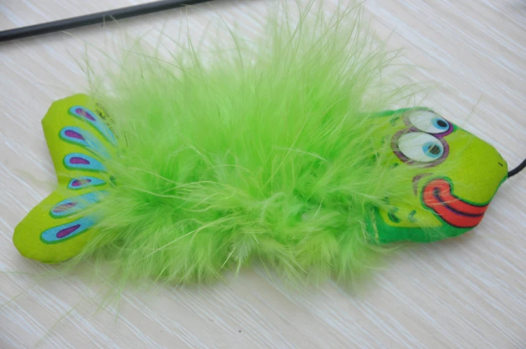 2PCS/LOT Wholesale Pet Products Feather Rod Interactive pet cat toy fish toys for cats catnip scratch FATCAT | Дом и сад