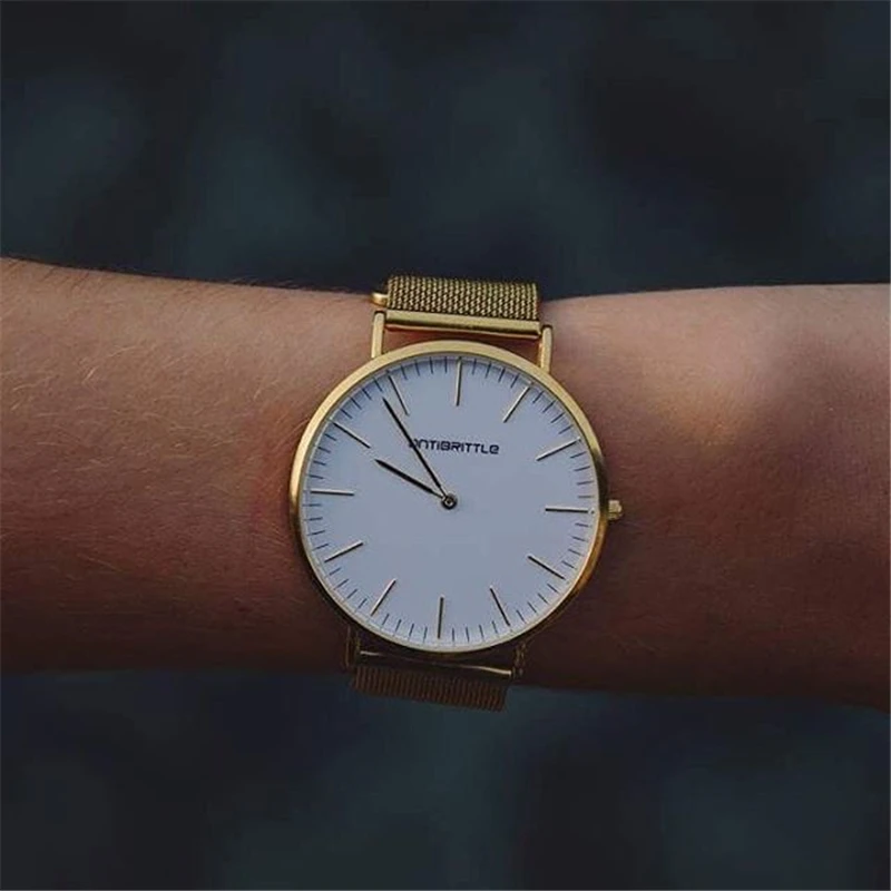 

Japan Quartz Gold Fashion Men Thin Watch Business Women Leather Mesh Stainless Steel Magnet Strap Waterproof Classic Antibrittle