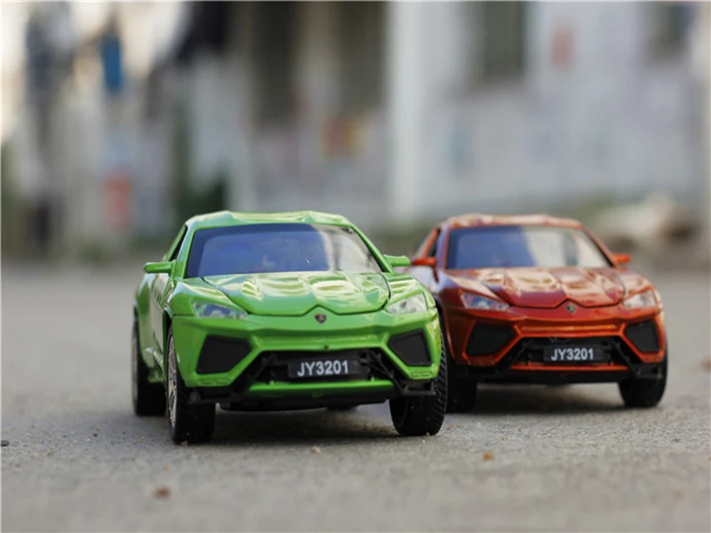 Имитация автомобиля Lamborghini URUS 1:32 из сплава игрушечная машинка внедорожник оптика