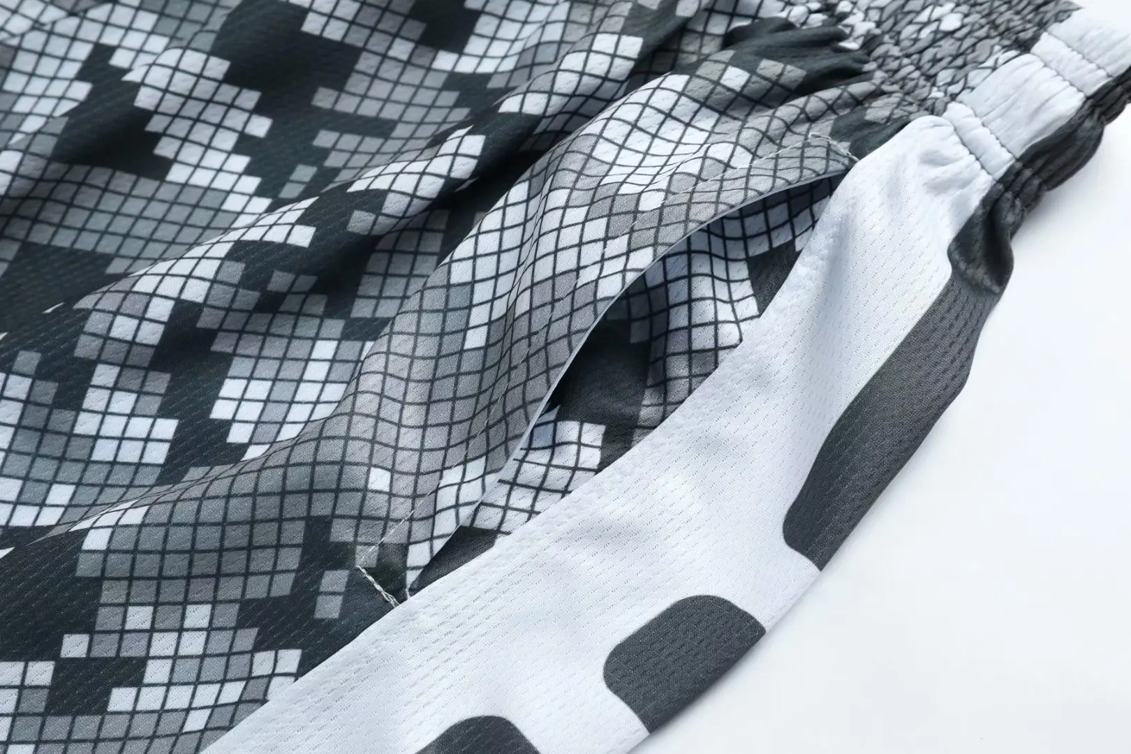Men Basketball Shorts Sports Running Shorts Jersey Basket Sportswear Elastic Loose Training Competition Fitness Shorts