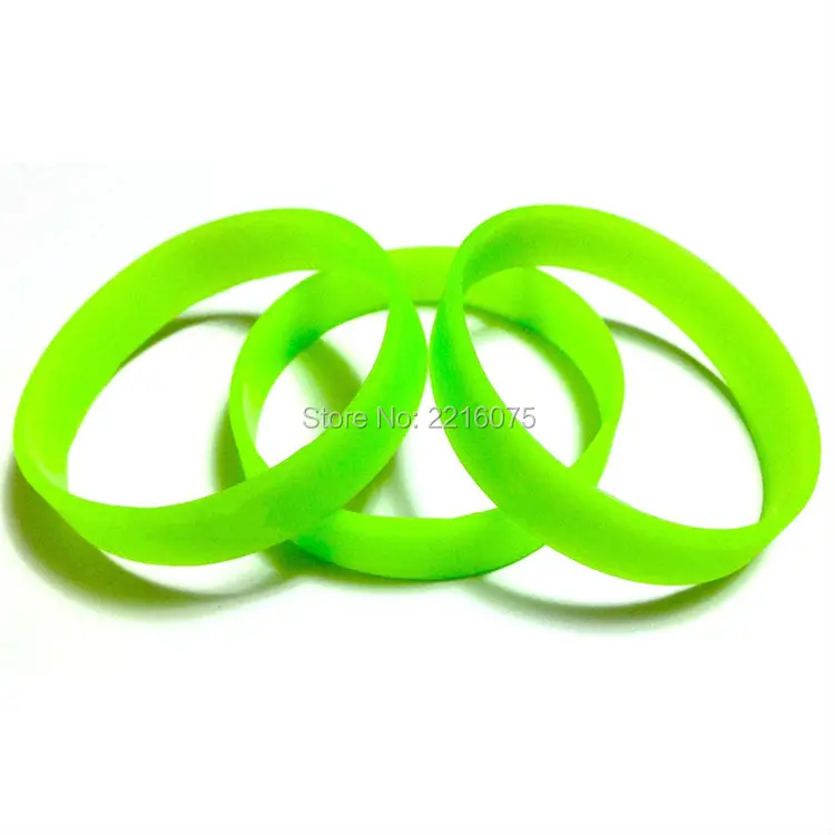 100 шт. светильник зеленый светится в темноте силиконовые браслеты резиновые