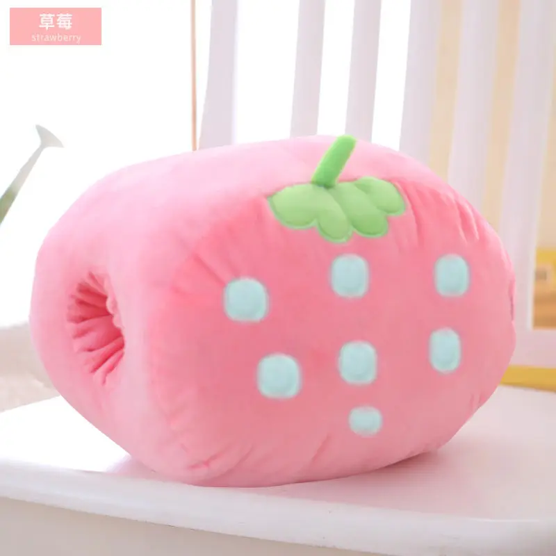 strawberry 30 см мультяшная плюшевая Свинья медведь Сова Тоторо собака лиса желтая утка Подушка Ручная грелка Фаршированная морковка подушка в форме клубники дети девочки подарки - Цвет: strawberry