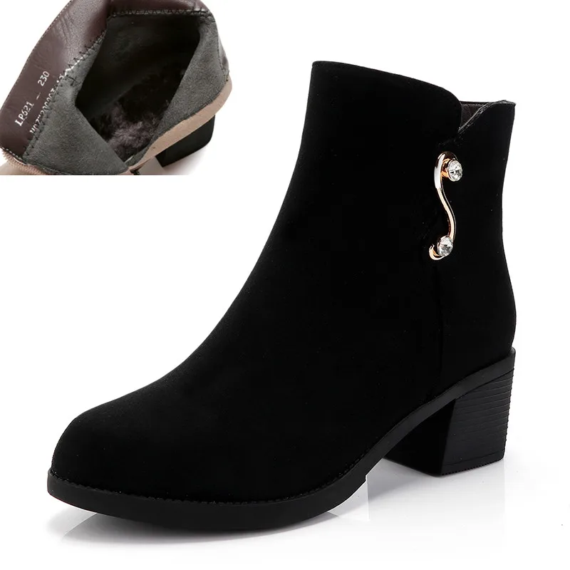 black thin fluff Женская обувь; Новинка года; Женские Кожаные Ботинки martin; роскошные женские ботинки больших размеров; повседневные замшевые женские ботильоны телесного цвета - Цвет: black thin fluff