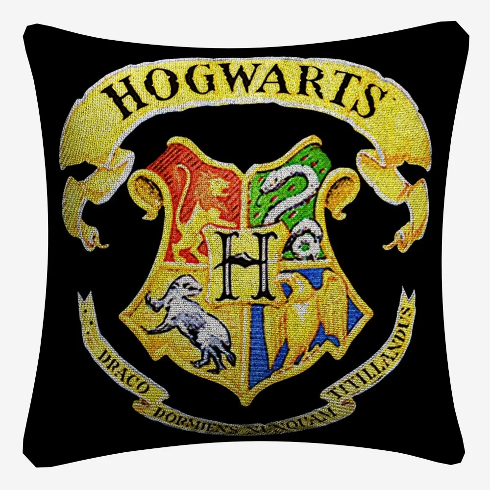 Школьная наволочка из хлопка и льна с классическим логотипом Hogwarts 45x45 см для