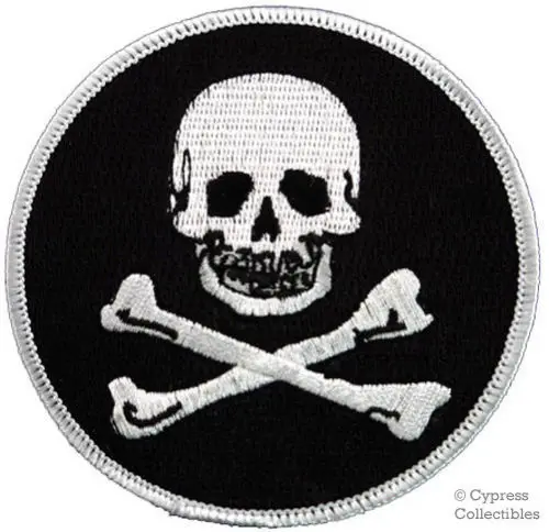 

IRON-ON PIRATE PATCH - JOLLY ROGER Skull and Crossbones EMBROIDERED SKELETON new
