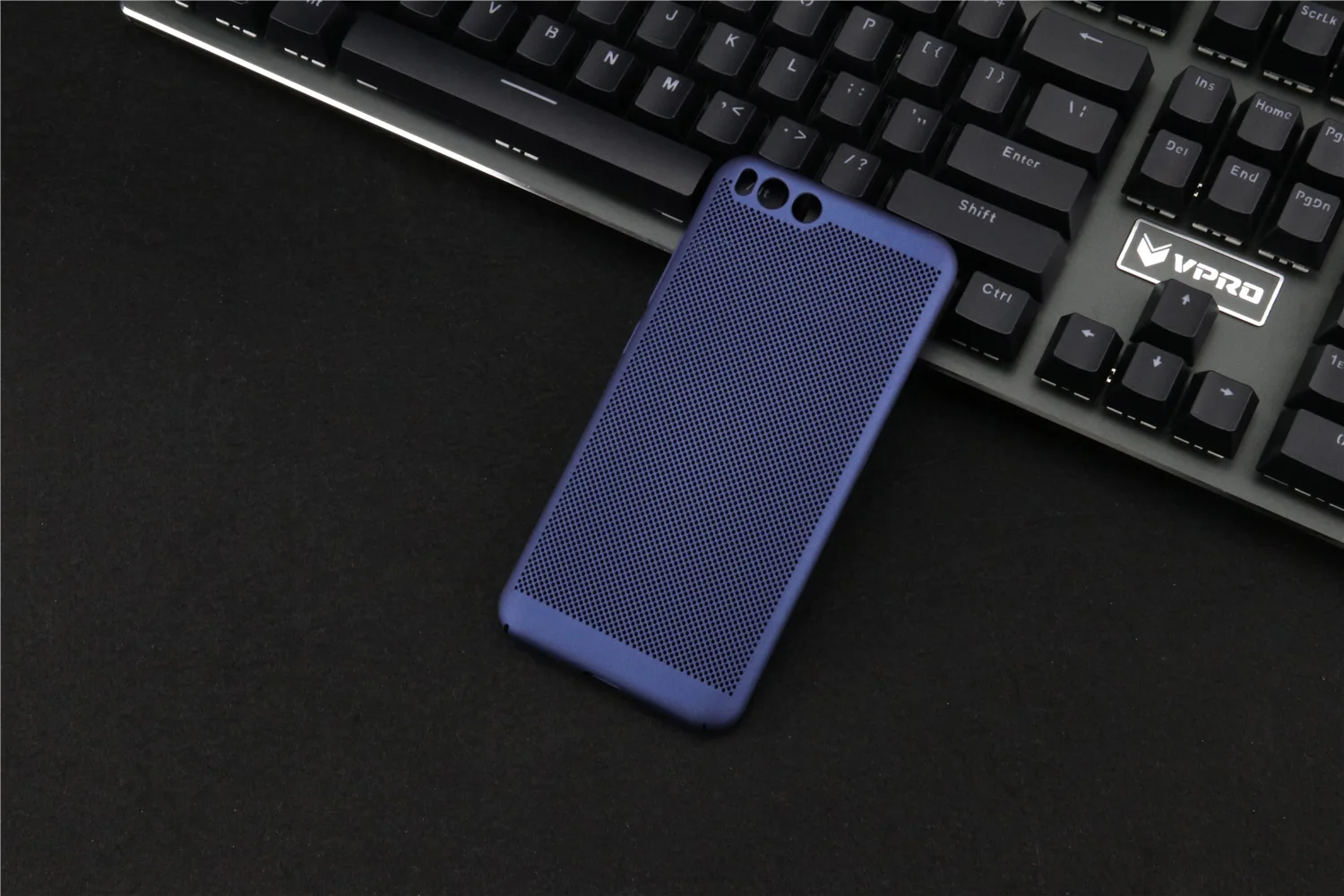 Luxury Hard Plastic Case For Xiaomi MI6 MI5 5S 5s Plus 5C 5X Mobile Phone Cover with Grid heat dissipation function |
