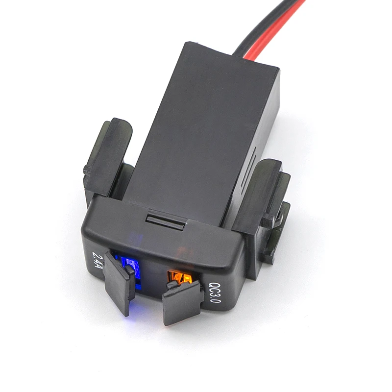 Двойное зарядное устройство QC3.0 2.4A с двумя разъемами USB быстрое usb портами для NISSAN