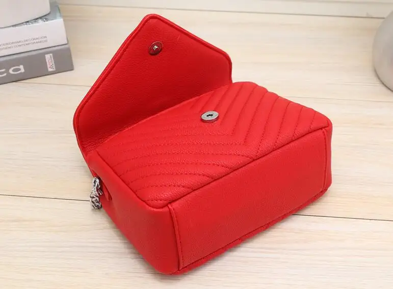 fashion high quality PU bag, hot chain bag. Fashion handbag