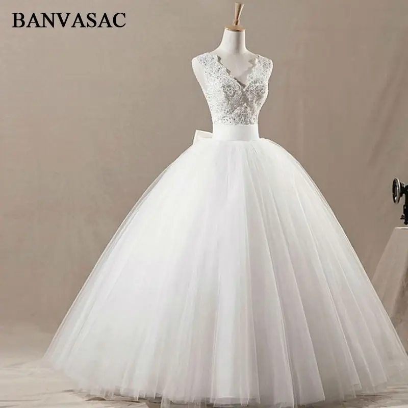 BANVASAC 2017 New Elegant Bowknot V Neck Wedding Dresses Sleeveless Satin Luxury Crystals Bridal Ball Gowns | Свадьбы и торжества