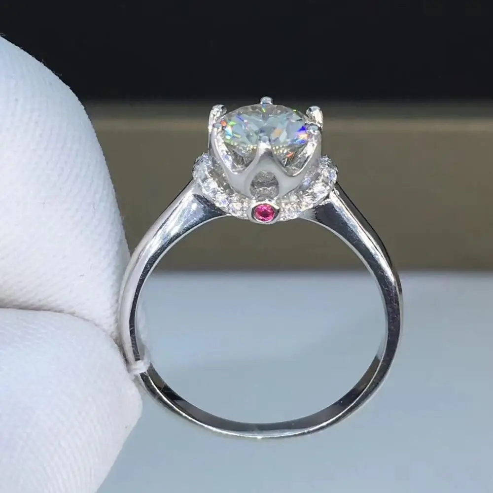 Круглое серебряное кольцо с муассанитом 1ct D VVS роскошное женское