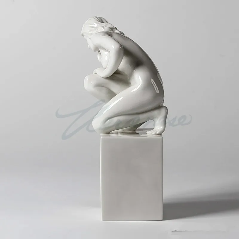 Modern Nude Female Sculpture Abstract Fiery Girl Figurine Body Art Statue Light Glaze Ceramic Craft Home Decoration R1797