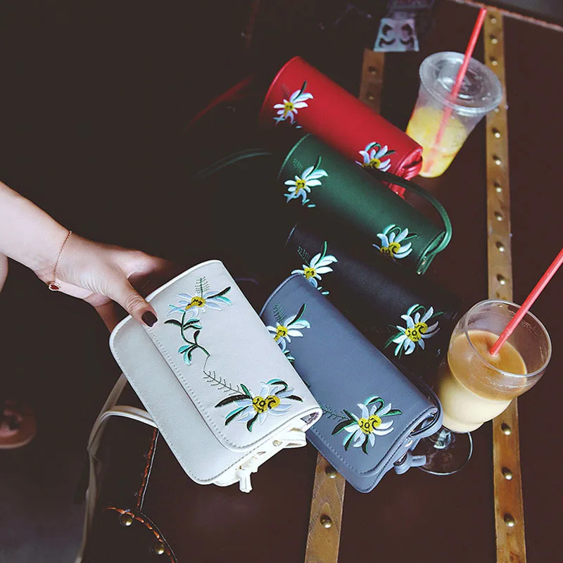 Простая модная женская сумка мессенджер из кожи с цветочной вышивкой на молнии