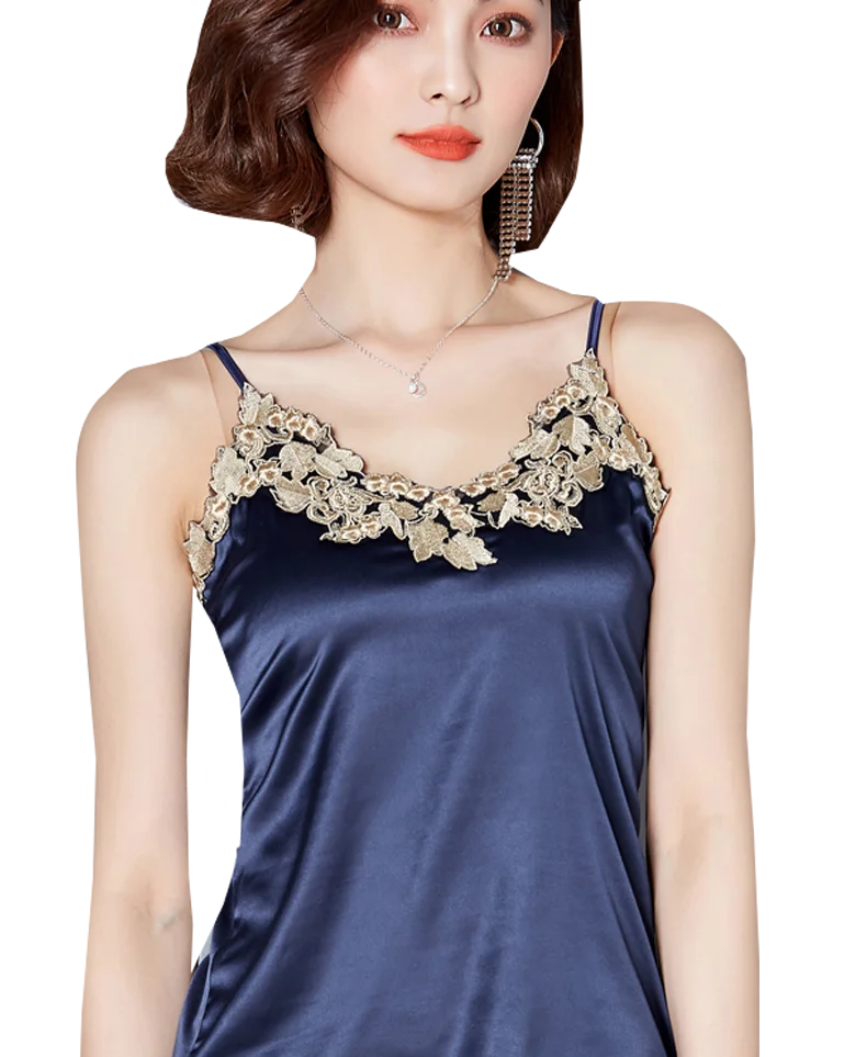 Fashion Lace V-neck Camisole Female Summer and Autumn New Take a Female Outside Wearing a Small Sling