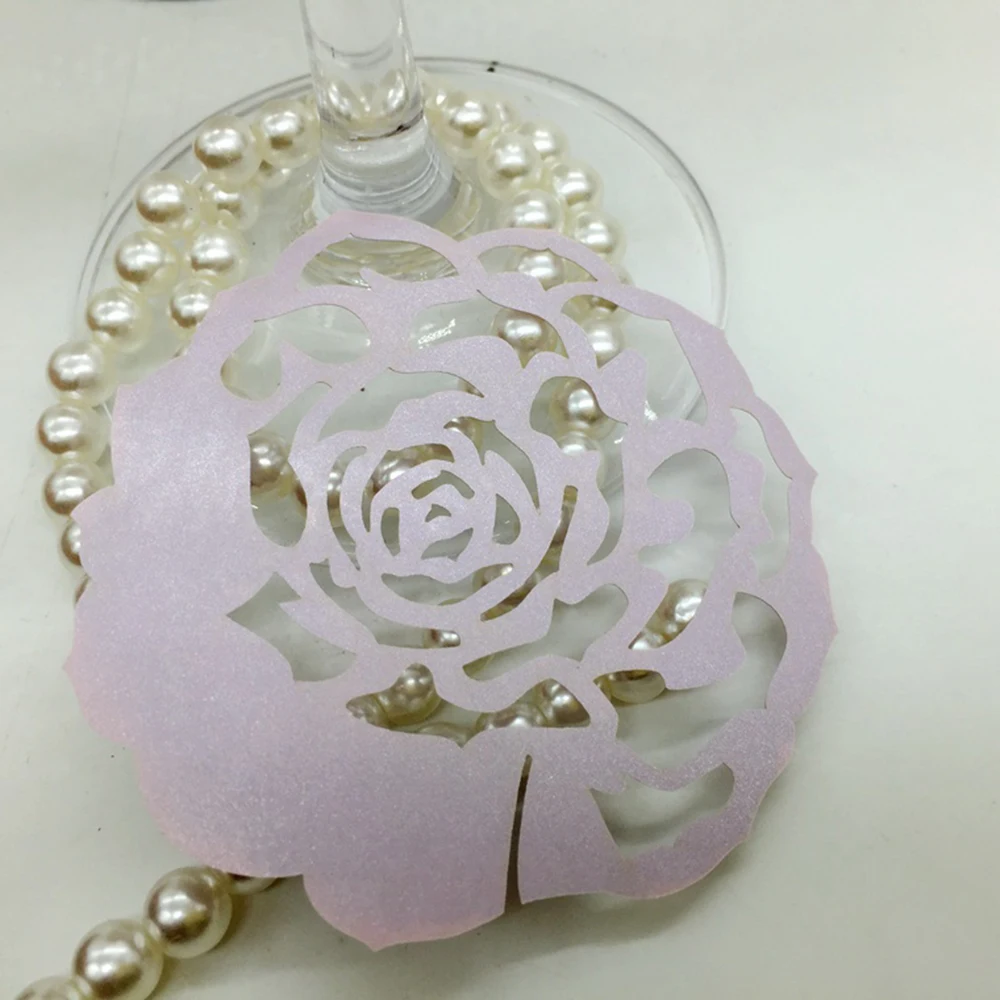 Light Purple 50 шт./лот с цветами лазерной резки стол имя карты место карты имена гостей Марка карты Свадебная вечеринка украшение стола Свадебные сувениры - Цвет: Light Purple
