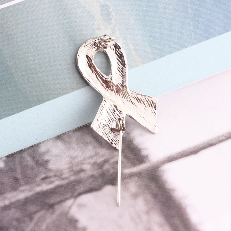 Simple Letters дизайнерские Броши шарф формы с фиолетовым собачьих лап котенка коготь