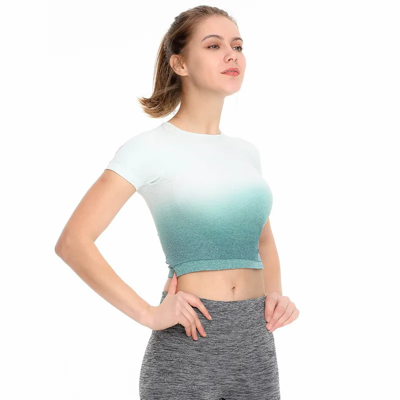 Бесшовный спортивный топ короткая футболка для фитнеса градиентная Женская