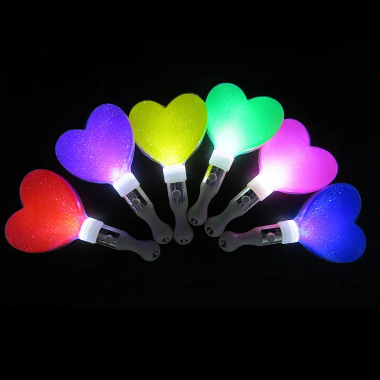 

10pcs/lot 21CM Heart-shaped LED Glowing Light Sticks In dark Concert Events Flashing Light Stick Wedding Festival Party Favors
