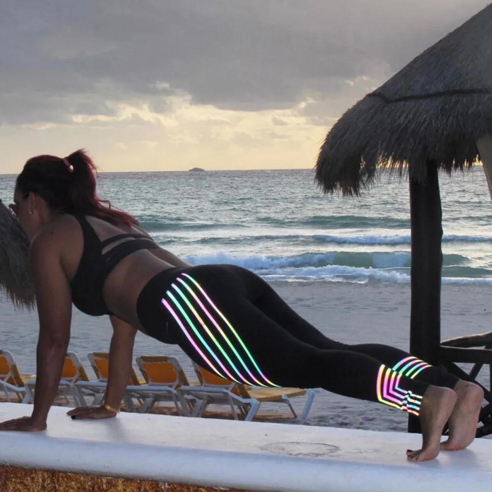 Новые Женские легинсы для занятий фитнесом легкие эластичные блестящие леггинсы