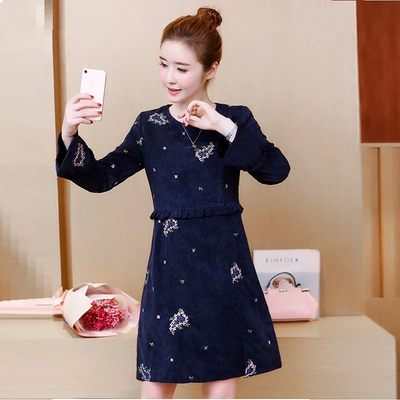 New2017Autumn Winter Fashion ladies elegant Corduroy dress flare sleeves embroidery Plus size casual vestidos L-XXXXXL 5XL | Женская