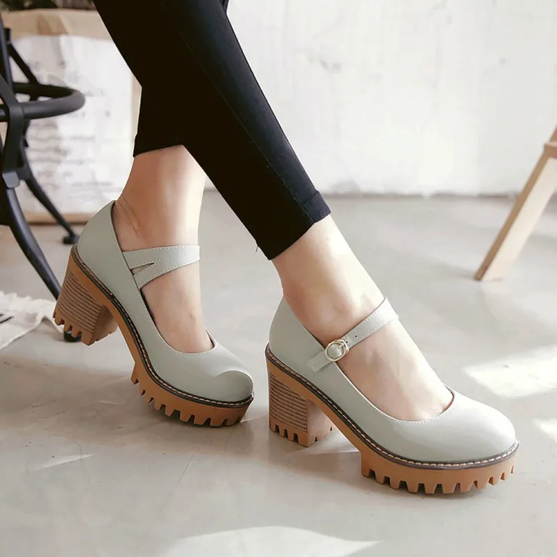 Pumps Spring and autumn The New fashion Round head Shallow mouth Buckle Thick heel High Women's shoes plus size 33-43 | Обувь