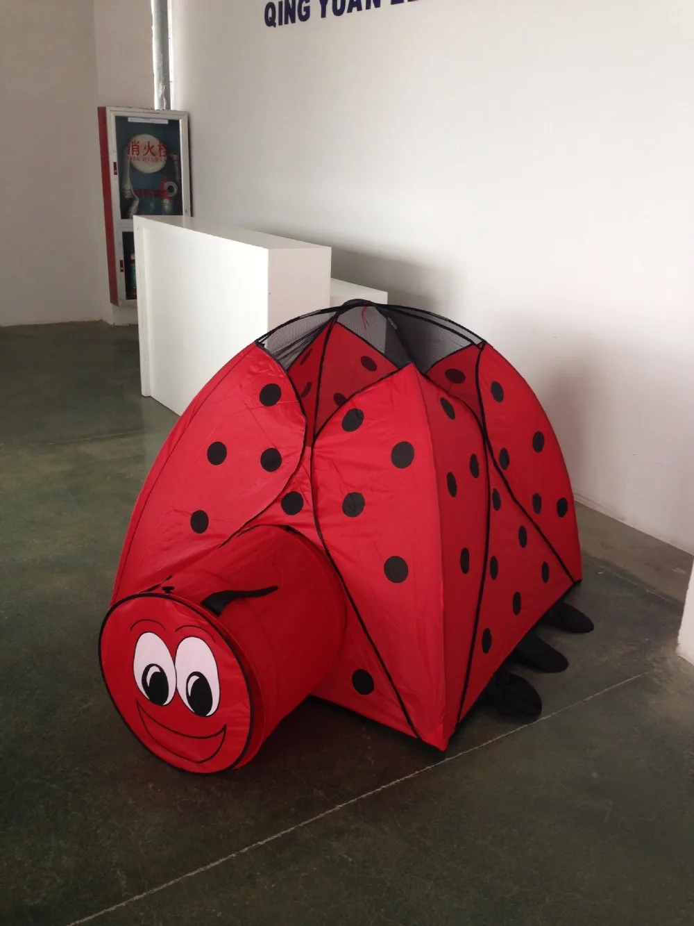 Складная детская палатка с божьей коровкой домик для игрушек огромная детей игр