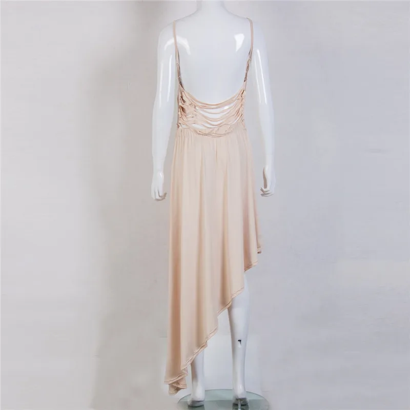 Женское длинное платье без рукавов асимметричное однотонное летнее с лямкой на