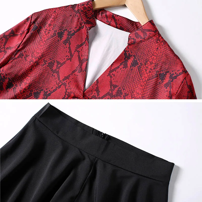 

Willstage Women Sets Snake grain Shirts and Skirts Black Lace hollow out skirt Deep V neck red blouse 2019 Summer Suits