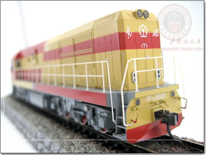 1/48 шкала медный китайский Dongfeng 7 г дизельный локомотив модель орбитальный