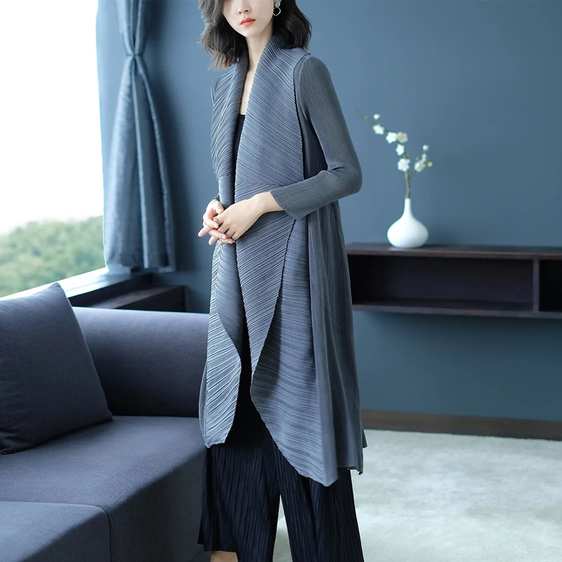 Changpleat 2018 new autumn loose women Trench Miyak Pleated long sleeve Loose Large size Solid Long Sleeve Female Coat Tide | Женская