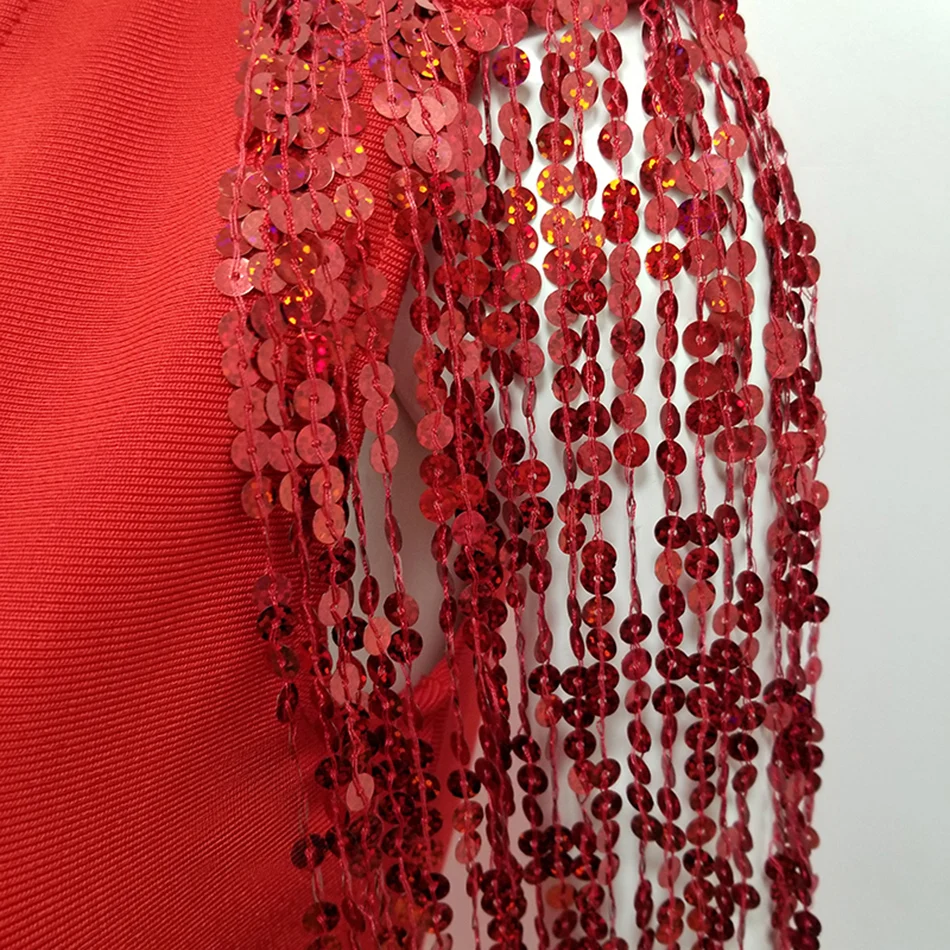 Женское облегающее платье Amily.c Красное Облегающее с блестками и v-образным