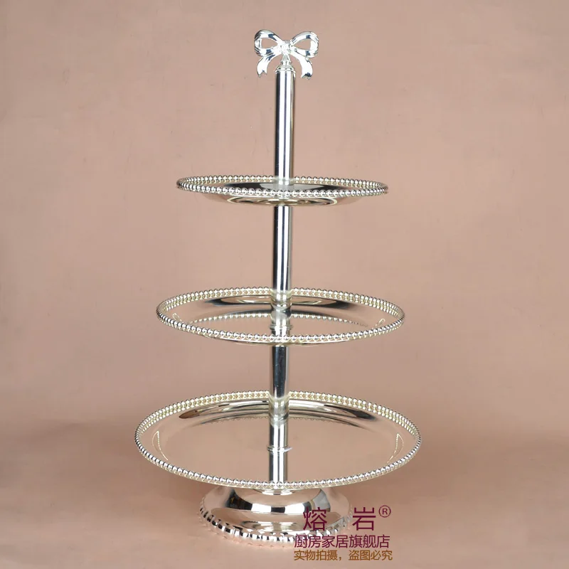 

Kitchen,Dining & Bar