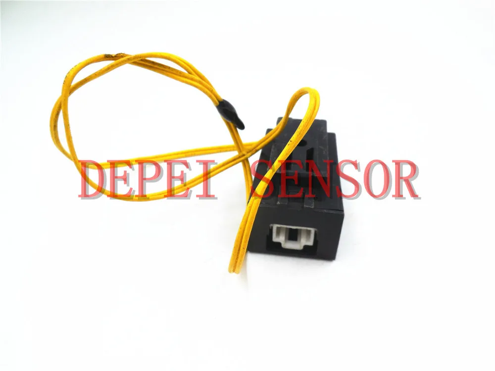 Датчик температуры DPQPOKHYY для MITSUBISHI OEM MR460499 |