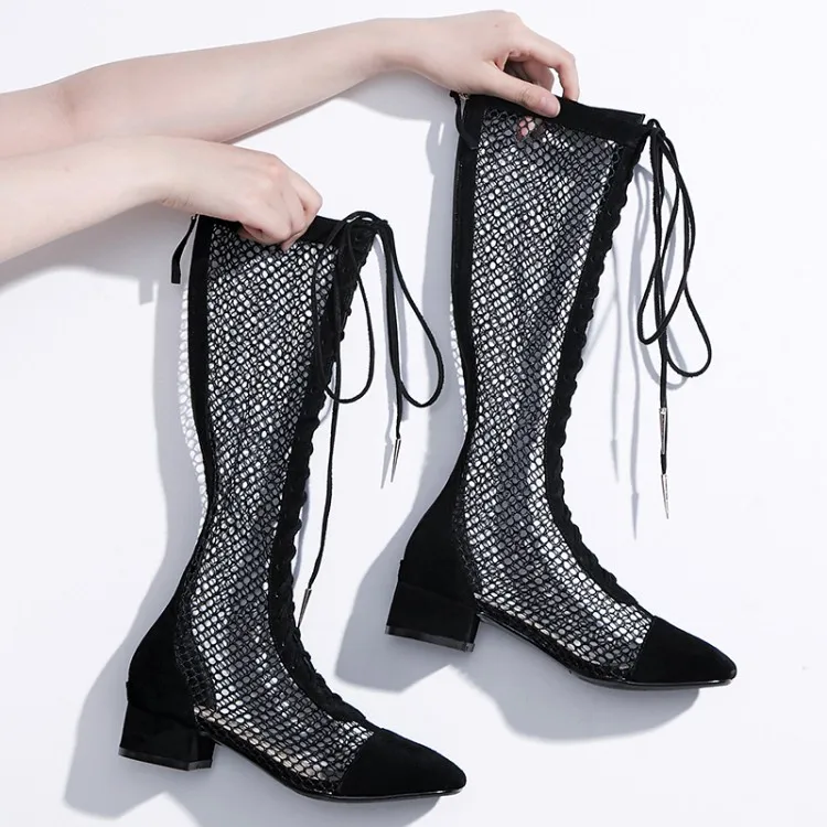 

Women's Shoes