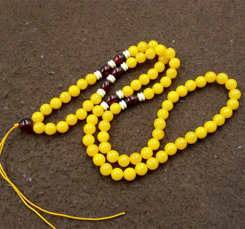 

2pc The new factory wholesale high-quality chicken oil yellow amber necklace cord necklace 8 mm beeswax special offerroom Art