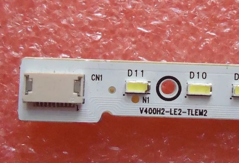 

T87D149.00 Article lamp V400H2-LE2-TLEM1 V400H2-LE2-TREM1 1piece=66LED 463MM
