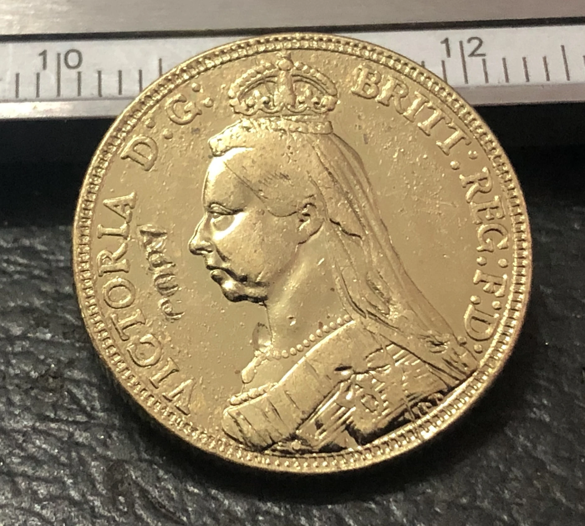 1889 Великобритания 1 Sovereign Victoria 2 й портрет. 9999 чистая позолоченная копия монеты|coin