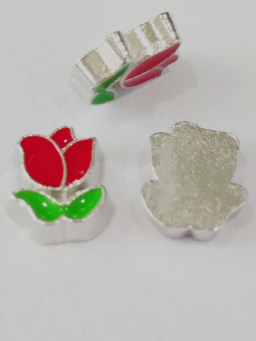 10 шт. красная роза плавающий живой Шарм для плавающей гостиной медальон с памятью