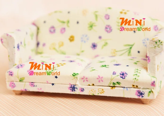 

MINI Dollhouse Mini furniture accessories small floral double / single sofa special