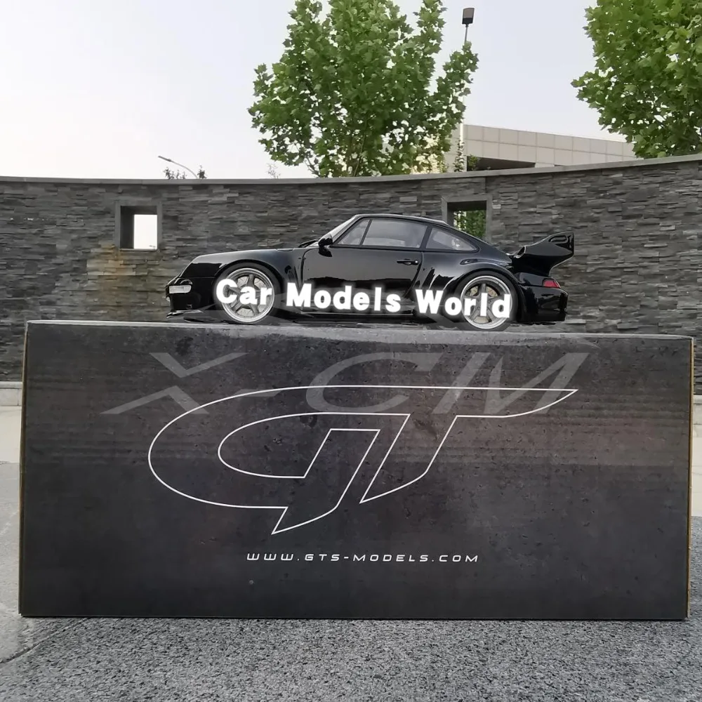 Полимерная модель автомобиля для GT Spirit Gunther Werks 400R (черный) 1:18 KJ028 + маленький