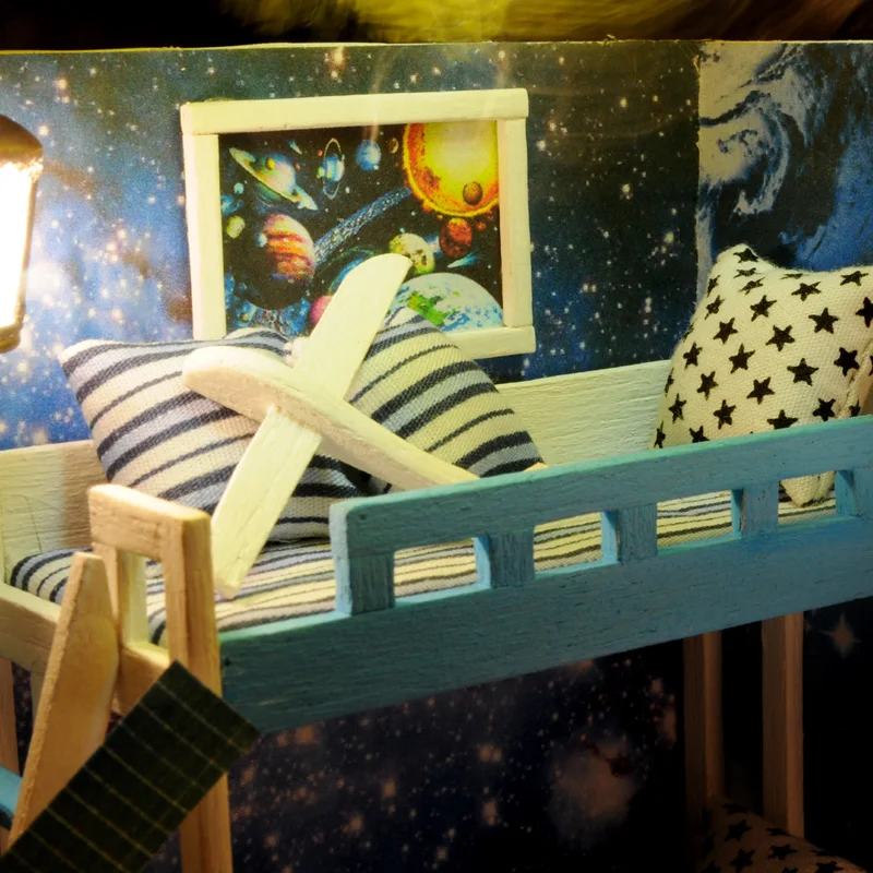 

DIY Doll House Wooden Houses Space Universe Furniture Miniture DIY Home Toy With Dust Cover Toys for Children Boy Birthday Gift