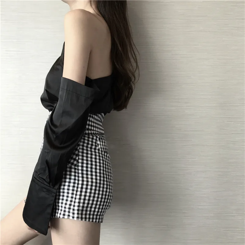 Женская блузка с косым воротником Cakucool черная открытыми плечами и длинным