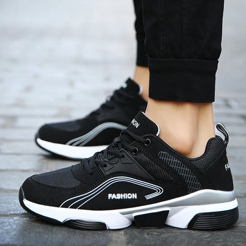 Мужские легкие кроссовки на плоской подошве сетчатые дышащие для прогулок