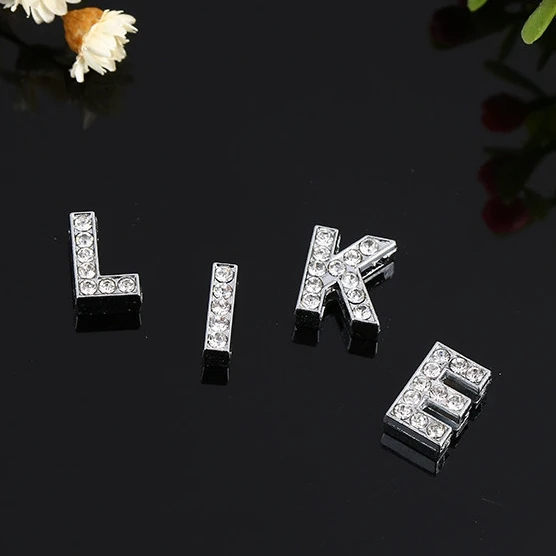 10 мм прозрачные буквы алфавита Rhinstone зеркальные подвески плоские бусины для
