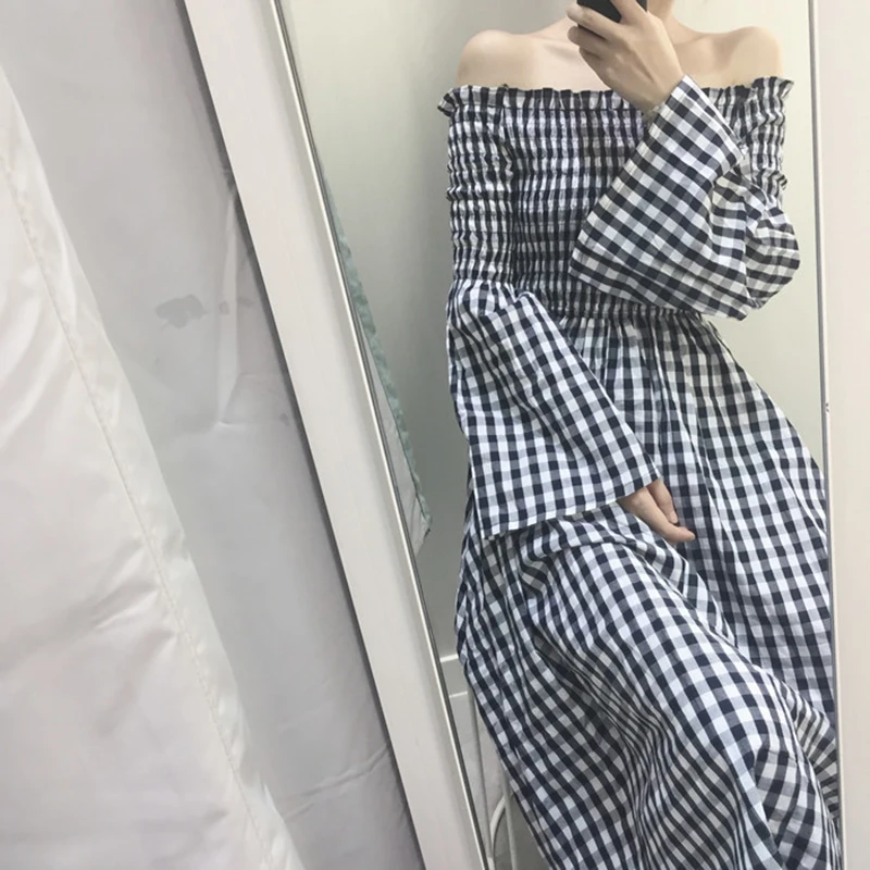 Платье женское осеннее клетчатое с открытыми плечами и длинным рукавом