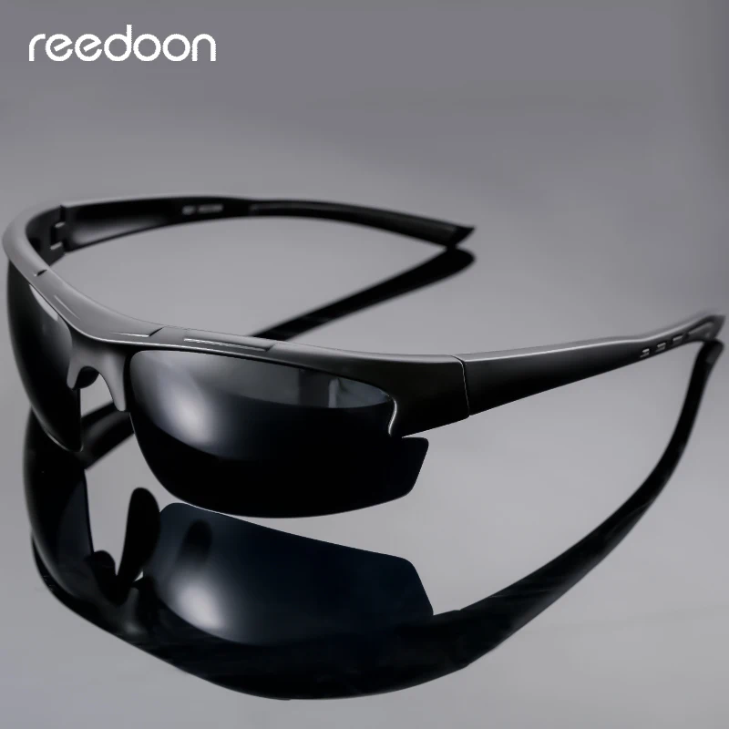 Мужские спортивные солнцезащитные очки Reedoon черные поляризационные в оправе из