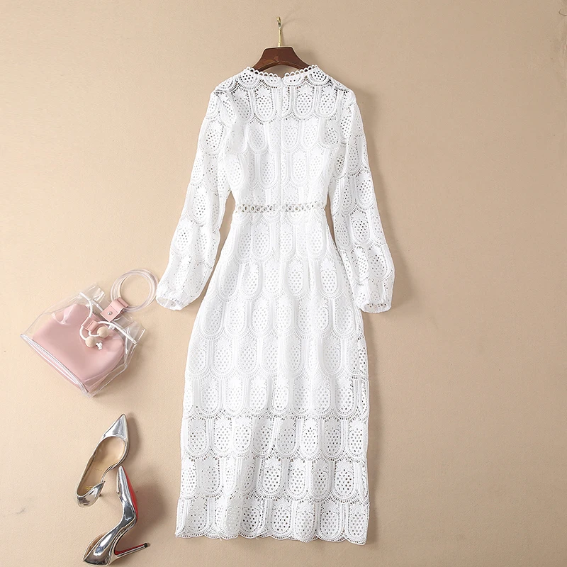 Весеннее милое длинное кружевное платье модное облегающее до середины икры с