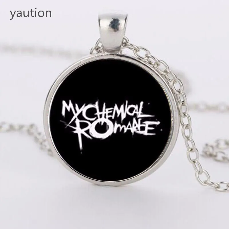 Женское колье из цинкового сплава с подвеской в виде рок группы My Chemical roman|glass pendant