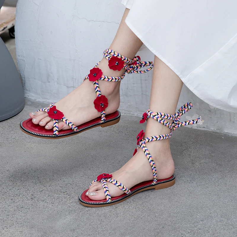 

WETKISS Summer Sandals Colorful Flat Sandals Women 2019 Cross Strap Beach Shoes Female Fashion Casual Shoes Woman Appliques Shoe